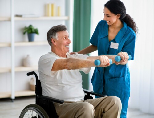 Kokia yra mankštos nauda senjorams, turintiems judėjimo negalią?