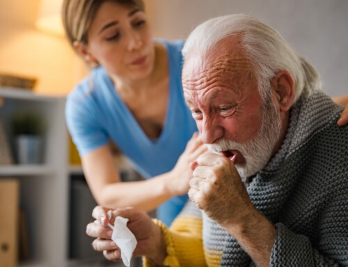 老年人肺炎：症状、治疗和预防
